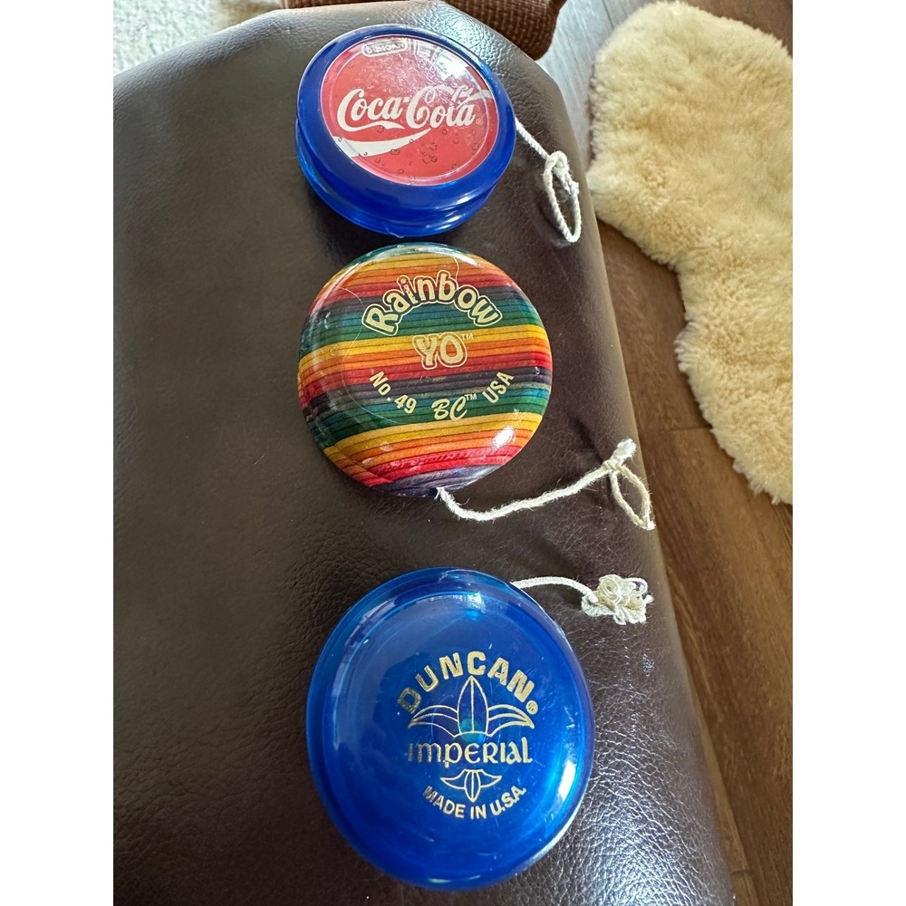 Lot of 3 vintage yo-yos     Duncan / rainbow /coca cola